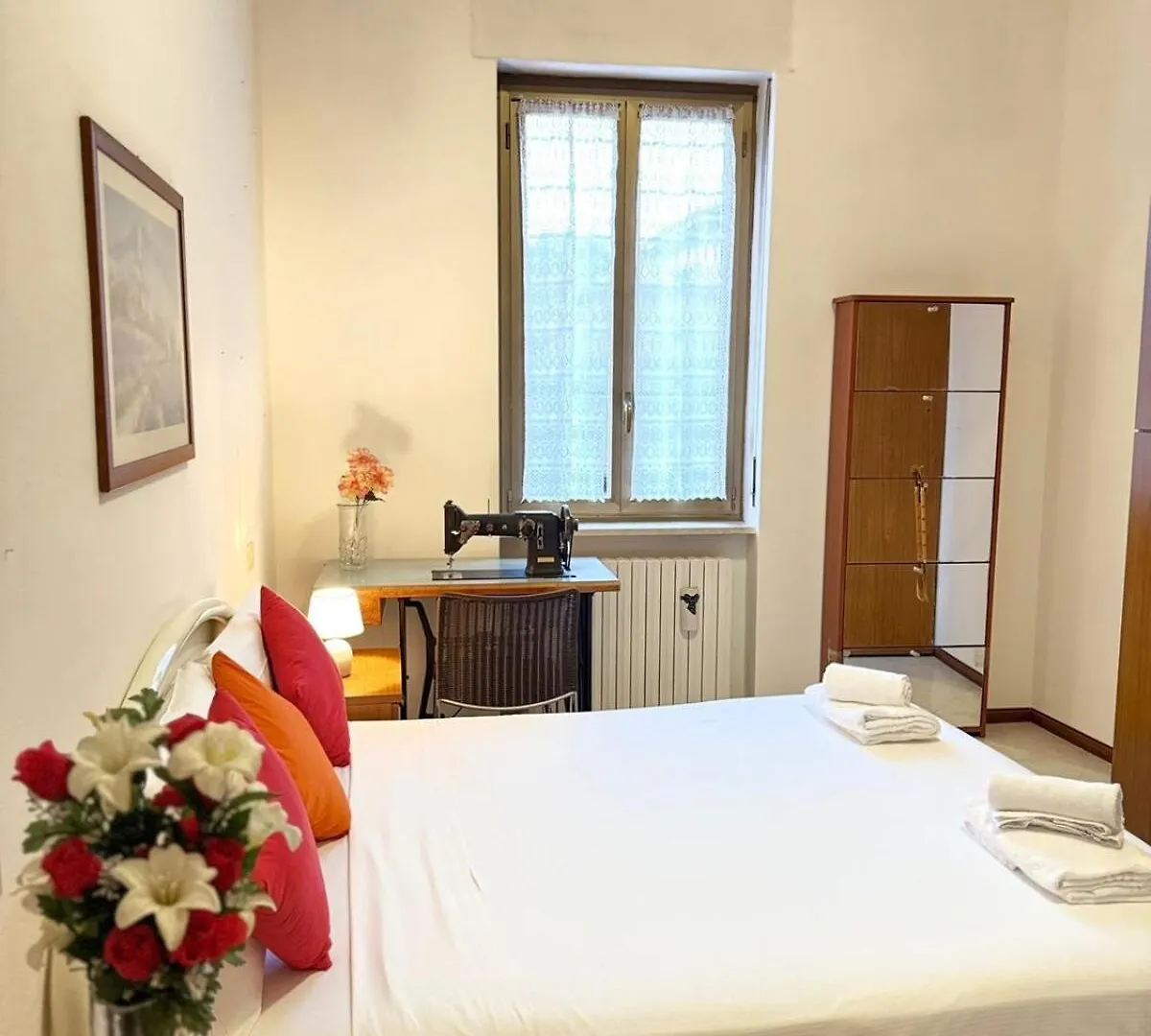 Classic Milan House 15 Minutes From Duomo Olaszország