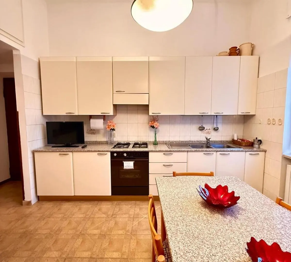 Classic Milan House 15 Minutes From Duomo